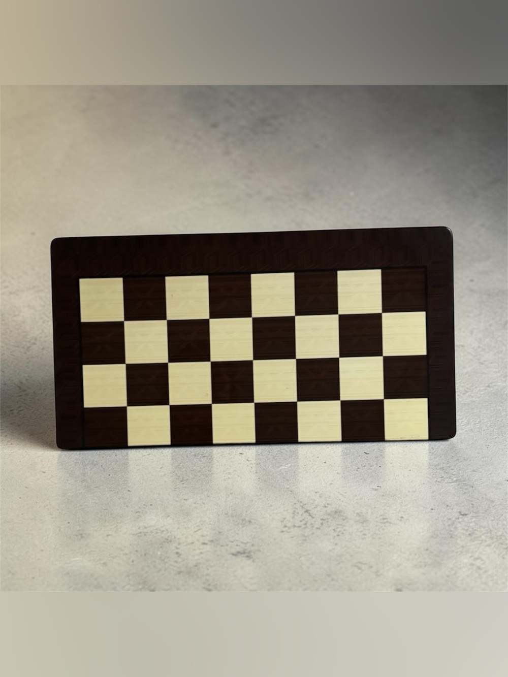 Premium Wooden Inlay Backgammon Board Game Set – Complete with Pieces & Dice